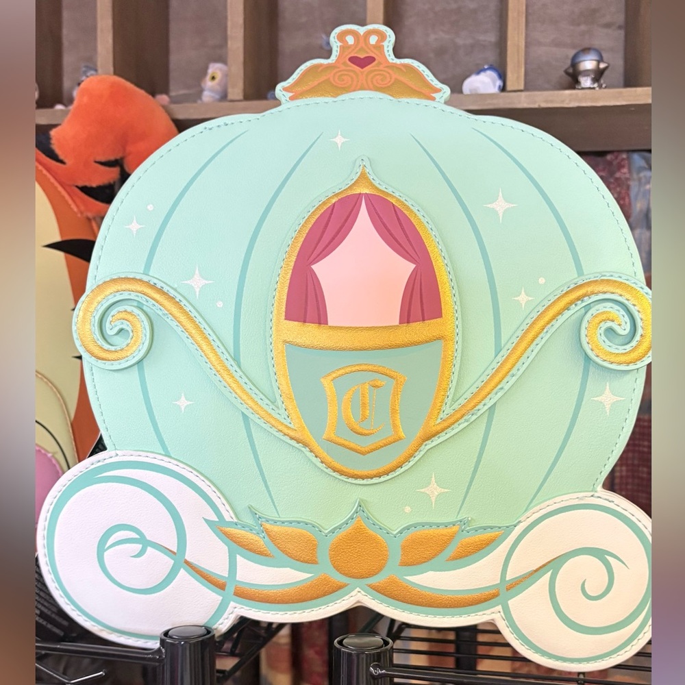 REVERSIBLE RARE! CINDERELLA COACH/PUMPKIN LOUNGEFLY